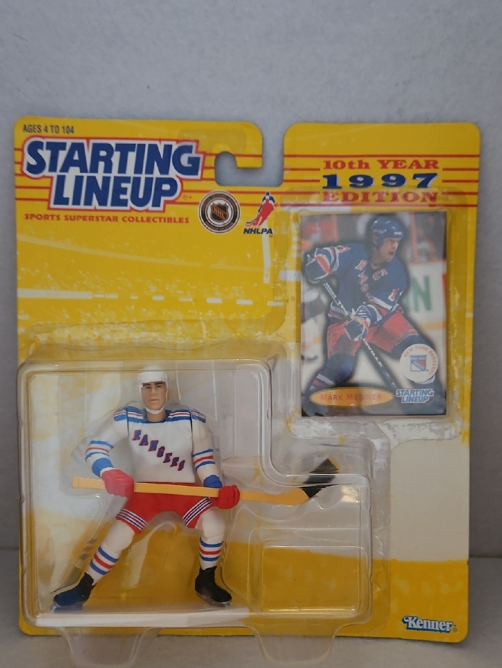 Starting Lineup 1997 Edition New York Rangers Mark Messier On Card, See Pics